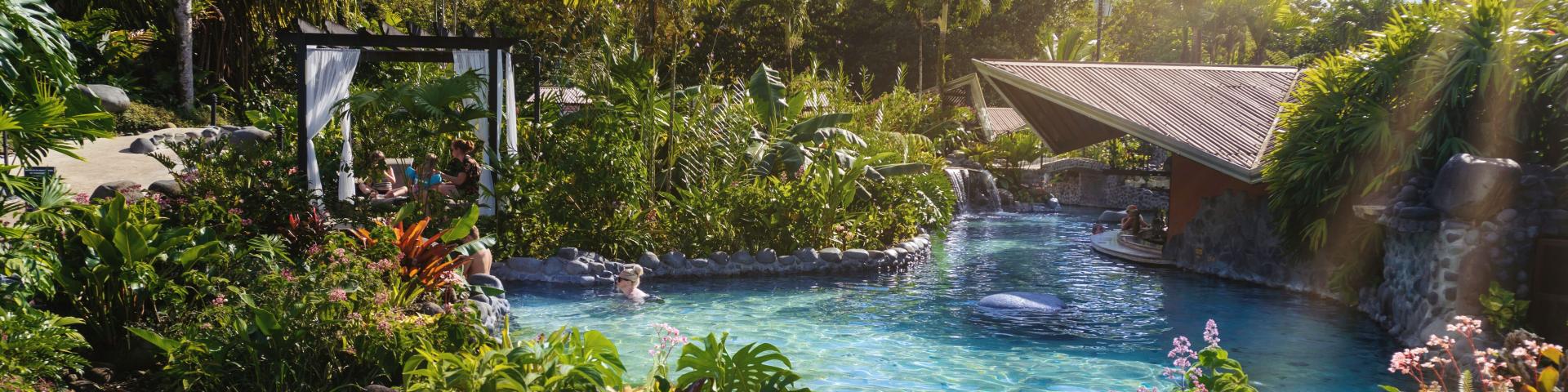 Arenal Springs Resort & Spa – Gorące Źródła i Widok na Wulkan